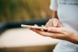 復縁できる連絡・復縁できない連絡内容を徹底比較!【LINE例文】