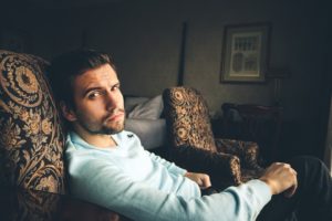 復縁の男性心理の全て。振った側のプライドや復縁したくなる時期など