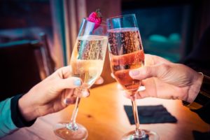 元彼と飲み会で再会するチャンスがあっても欠席すべき?きっかけを上手に使って復縁する方法