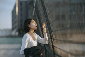 恋愛体質をやめたい!彼氏が途切れない女子の特徴・メリット・デメリット・克服方法・依存症との違いを解説