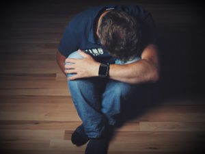 元カノに新しい彼氏ができた時の男性心理は複雑!元彼に起こる変化や今カレに対するライバル心を徹底解説!